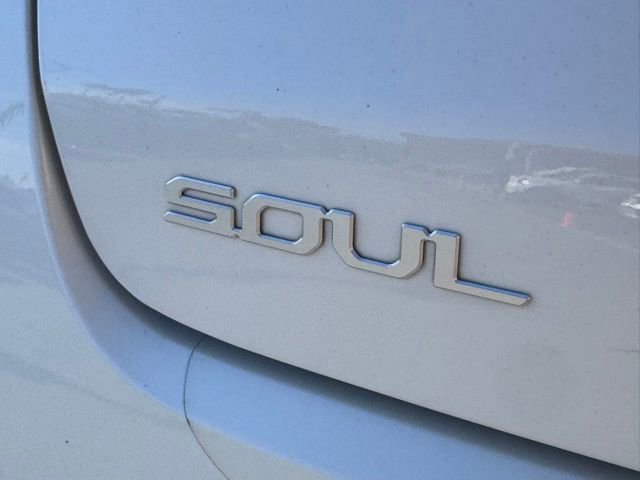 Certified 2023 Kia Soul EX FWD image 9
