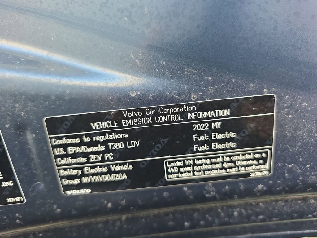 Used 2022 Volvo XC40 P8 Recharge Plus image 35