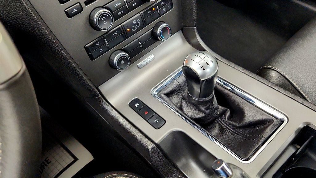 Used 2010 Ford Mustang Coupe RWD image 16