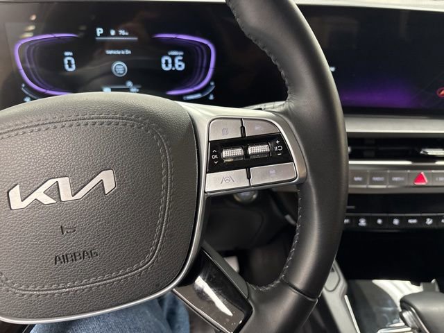 Used 2025 Kia Telluride S image 25