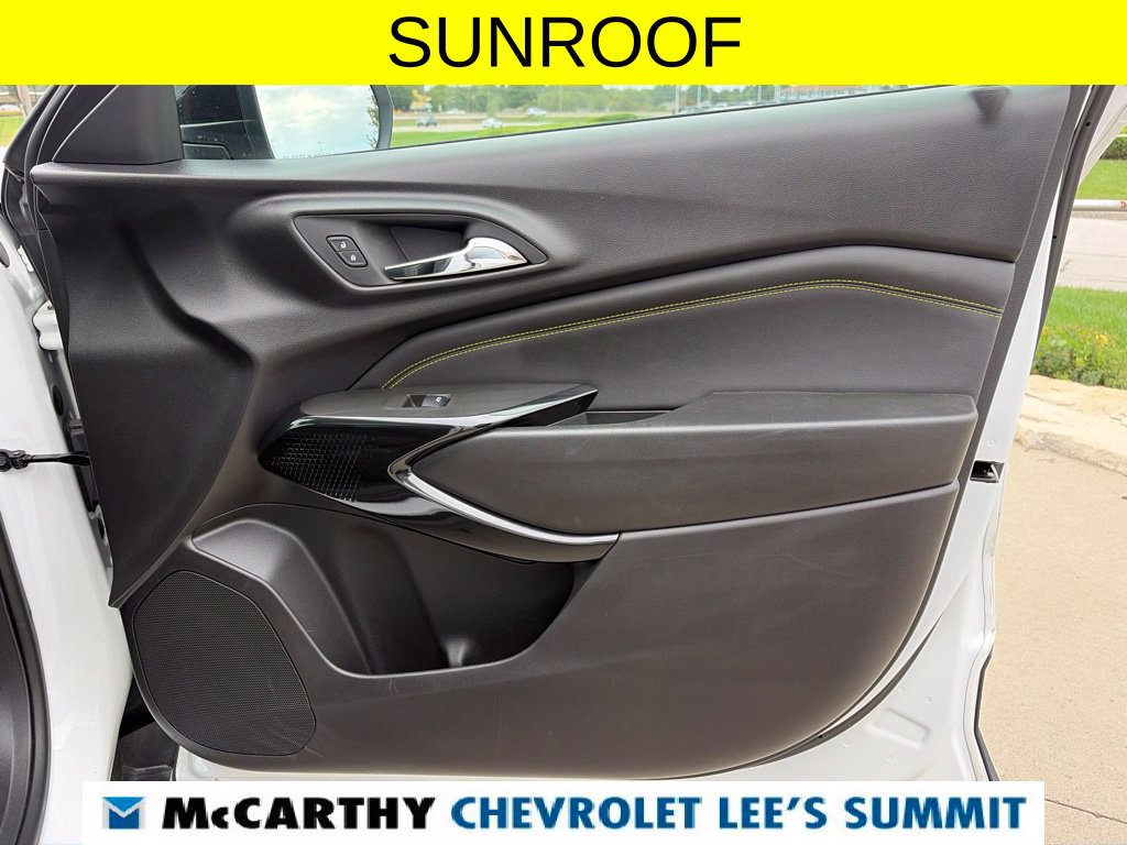 Used 2025 Chevrolet Trax ACTIV w/ Sunroof Package FWD image 26