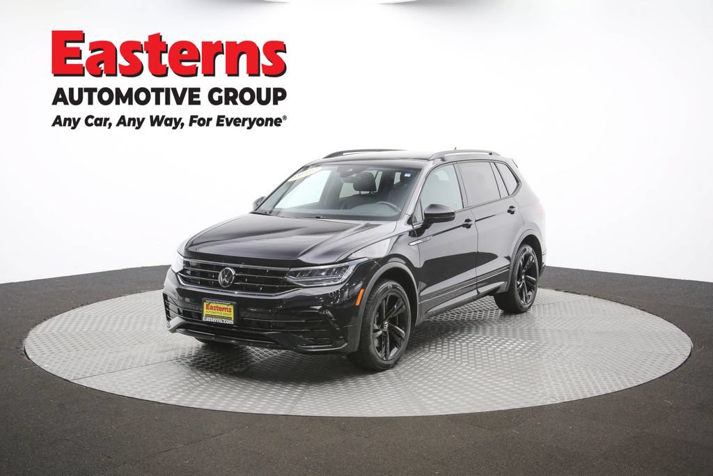 Used 2024 Volkswagen Tiguan SE R-Line AWD/4WD image 42
