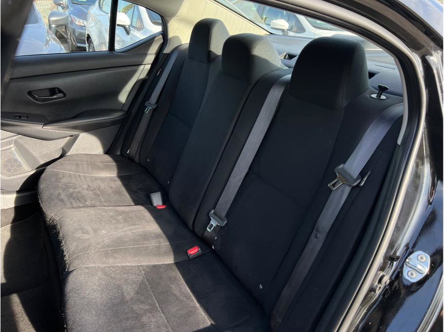 Used 2024 Nissan Sentra S image 9