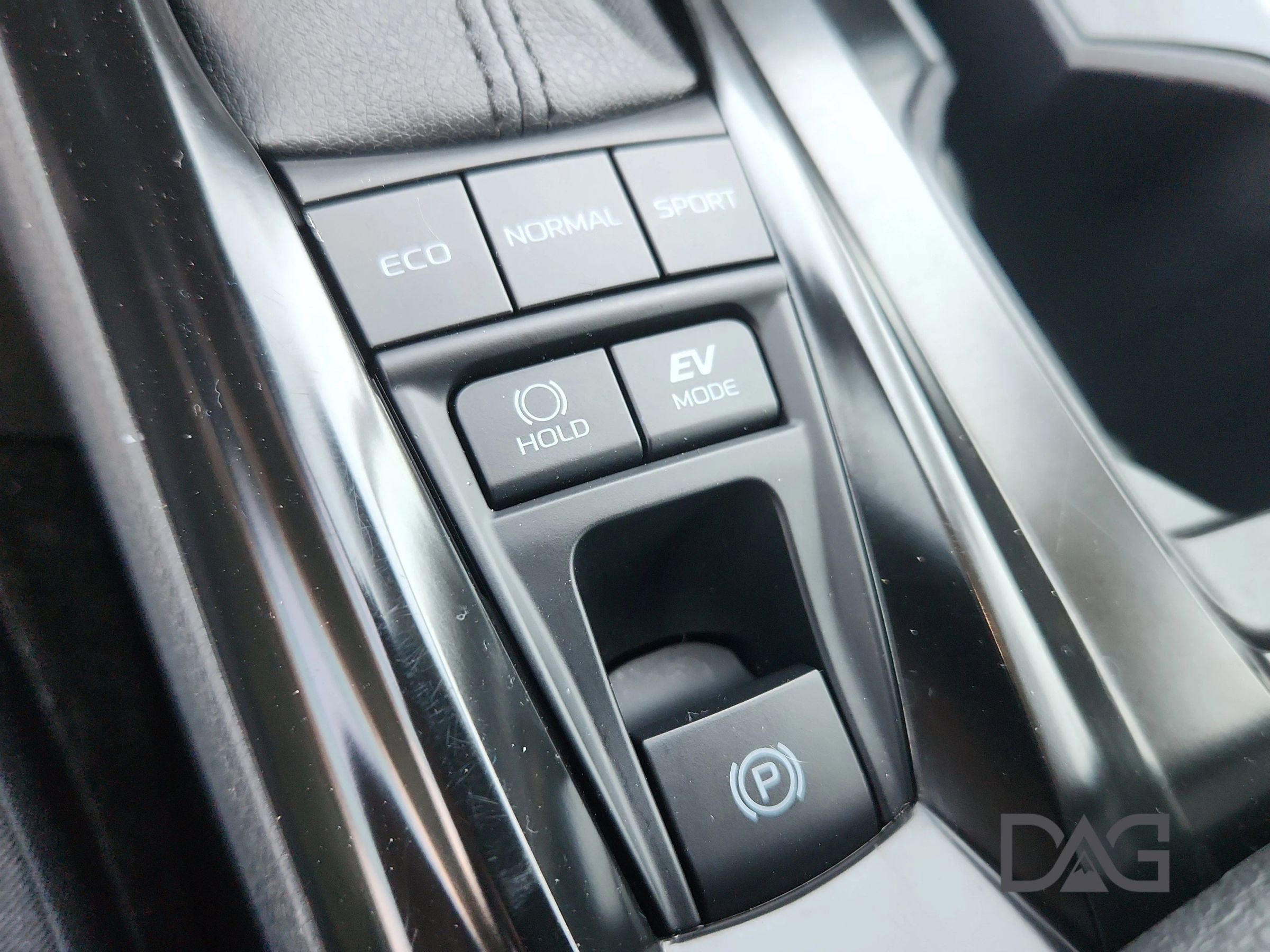 Used 2025 Toyota Camry LE image 33