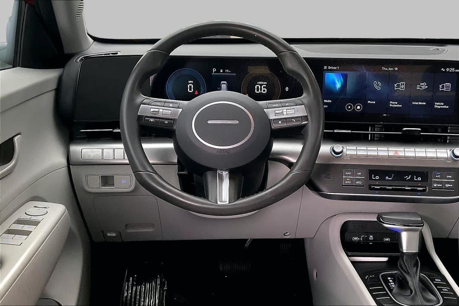 Certified 2024 Hyundai Kona SEL FWD image 6