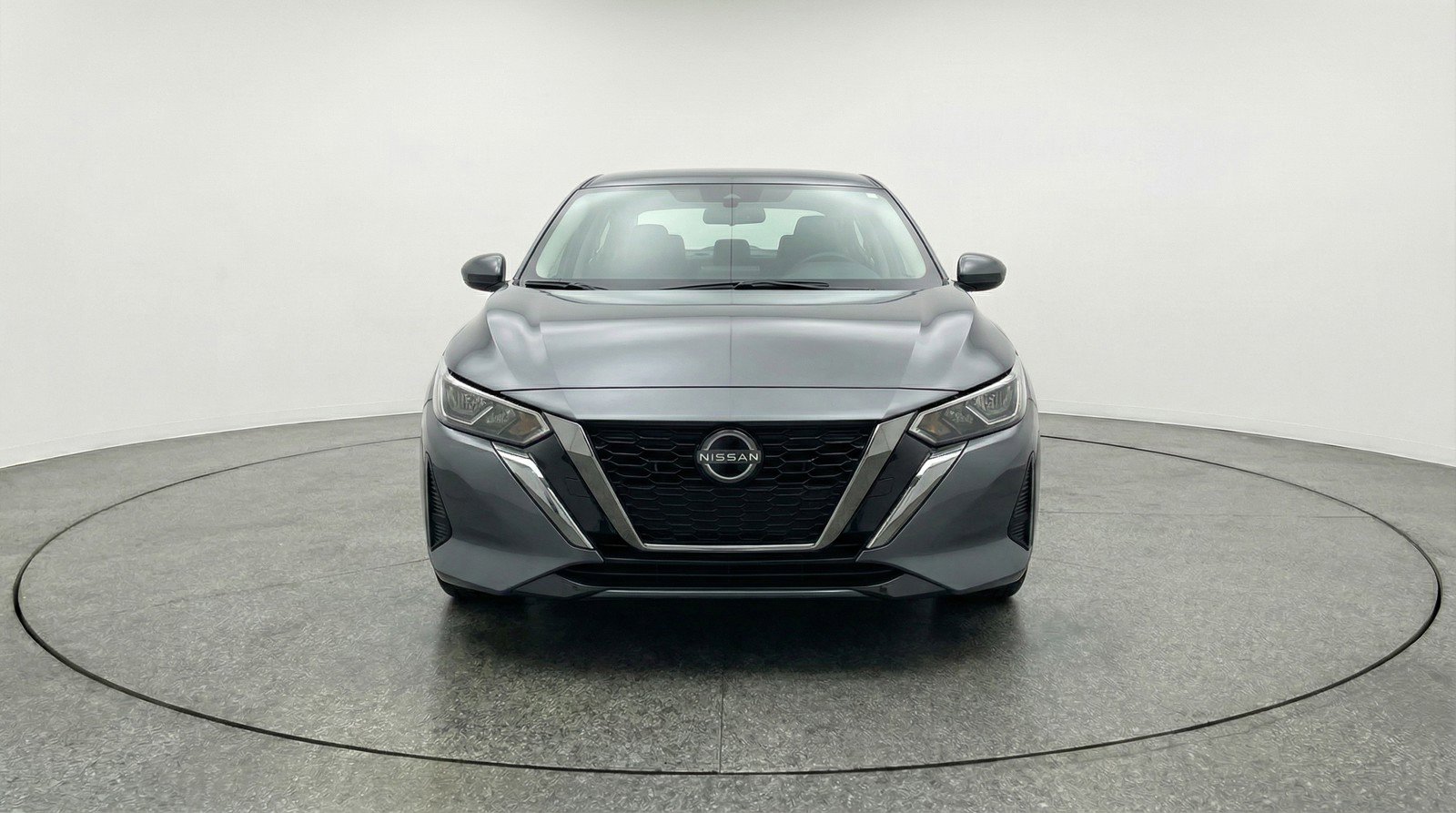 Used 2025 Nissan Sentra SV image 2