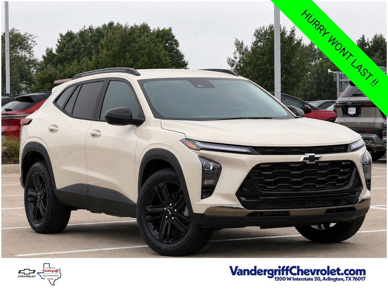 New 2026 Chevrolet Trax ACTIV w/ Driver Confidence Package FWD image 2