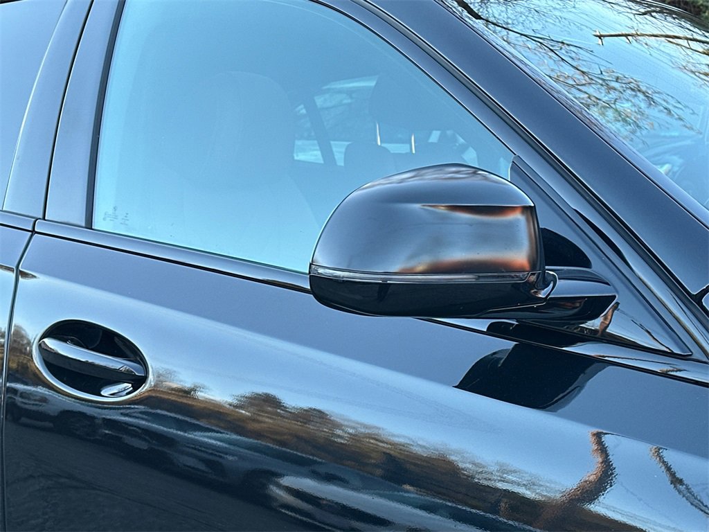 Used 2023 BMW X6 xDrive40i w/ M Sport Package image 9