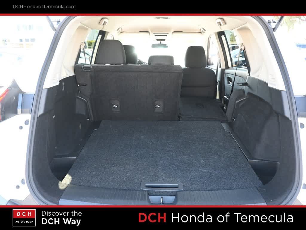 Used 2022 Nissan Rogue SV FWD image 22
