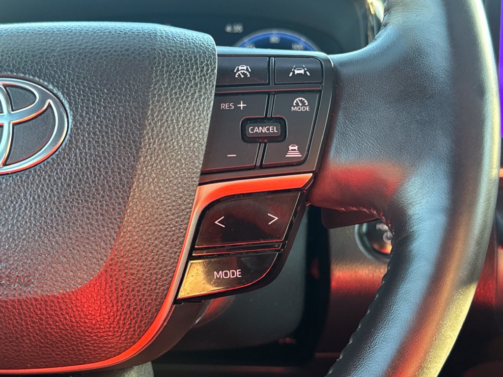 Used 2025 Toyota Camry XSE AWD/4WD image 19