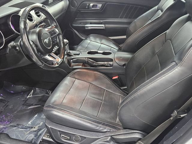Used 2019 Ford Mustang Premium RWD image 9