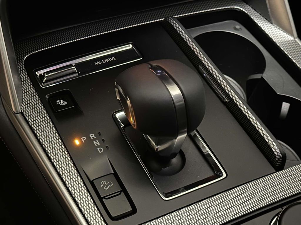 Certified 2025 MAZDA CX-90 Plug-In Hybrid w/Premium Sport image 7