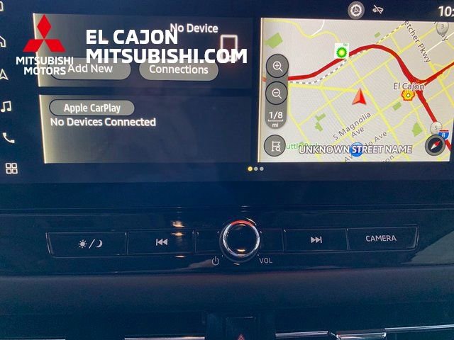 Used 2025 Mitsubishi Outlander Trail Edition image 18