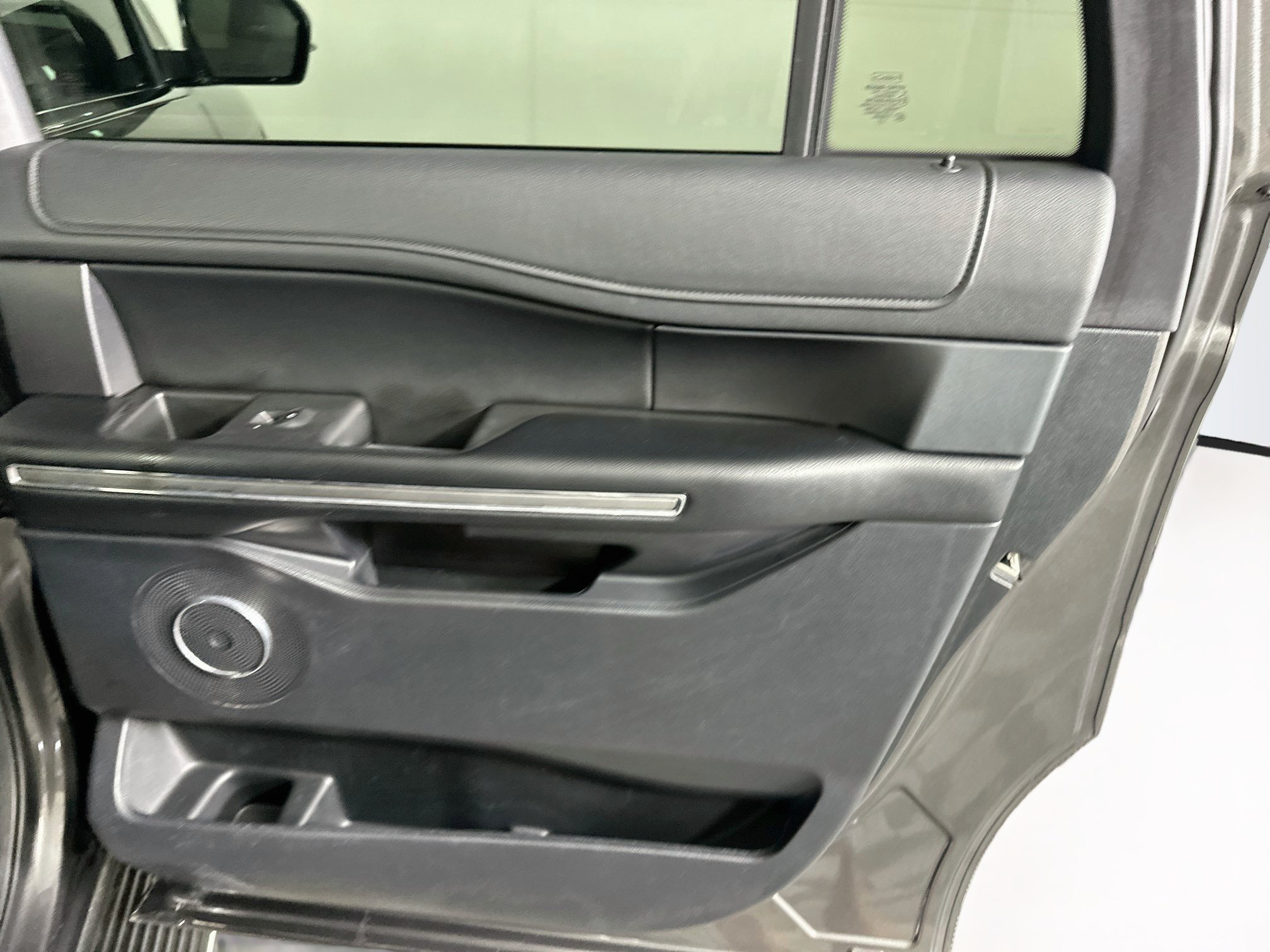 Used 2021 Ford Expedition Max XLT RWD image 33
