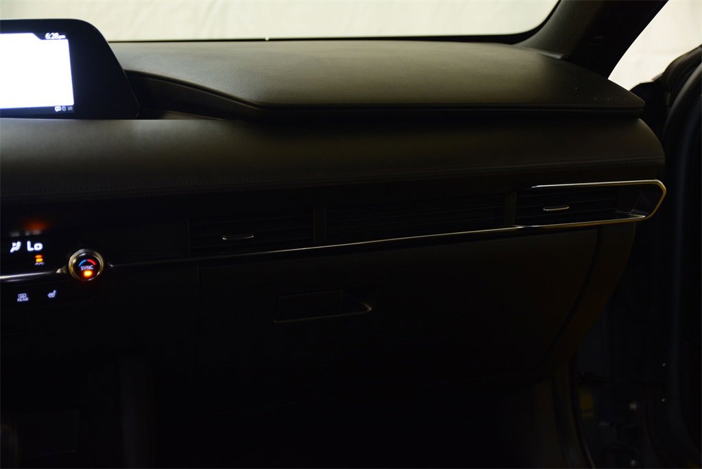 Used 2020 MAZDA MAZDA3 Hatchback w/ Premium Package image 15