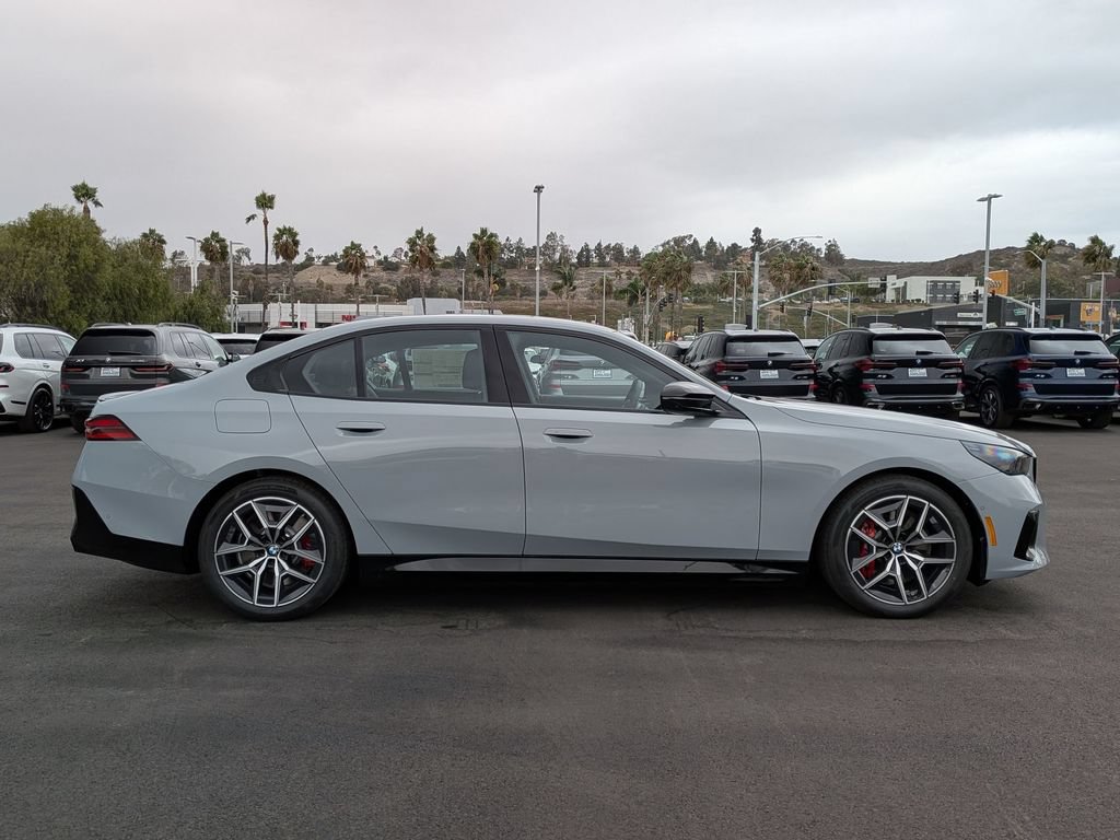 New 2025 BMW i5 M60 AWD/4WD image 3