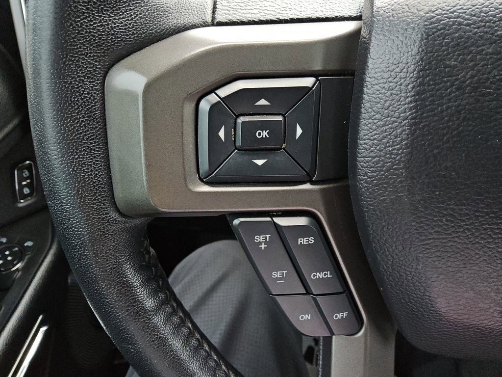 Used 2019 Ford Expedition XLT w/ Equipment Group 201A RWD image 18