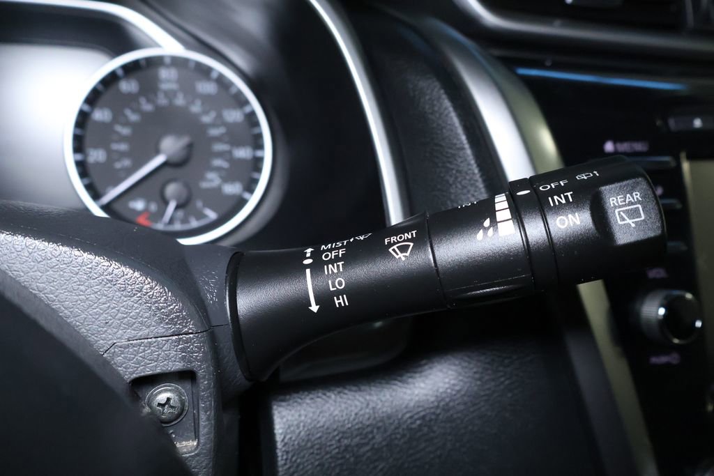 Used 2023 Nissan Murano SV image 24