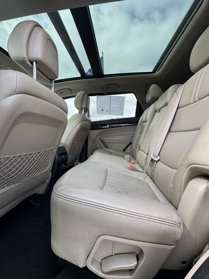 Used 2014 Kia Sorento EX w/ EX V6 Touring Package AWD/4WD image 16