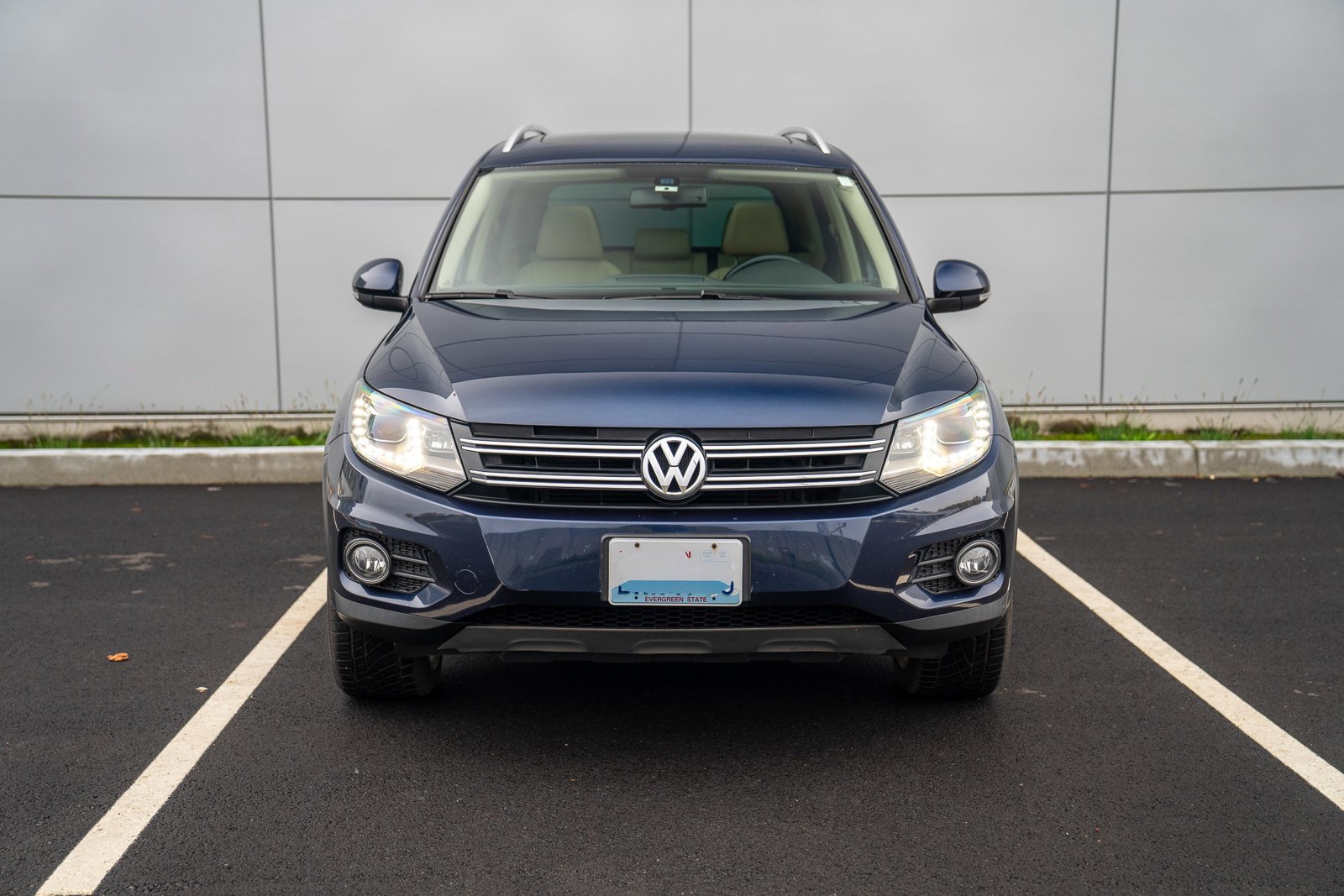 Used 2016 Volkswagen Tiguan SEL image 6