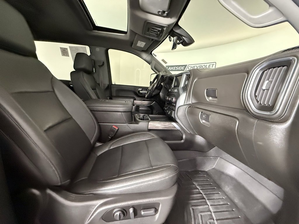 Used 2022 Chevrolet Silverado 2500 LTZ w/ LTZ Plus Package image 31