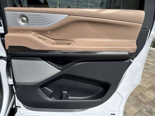 New 2025 Lincoln Navigator L Black Label image 21