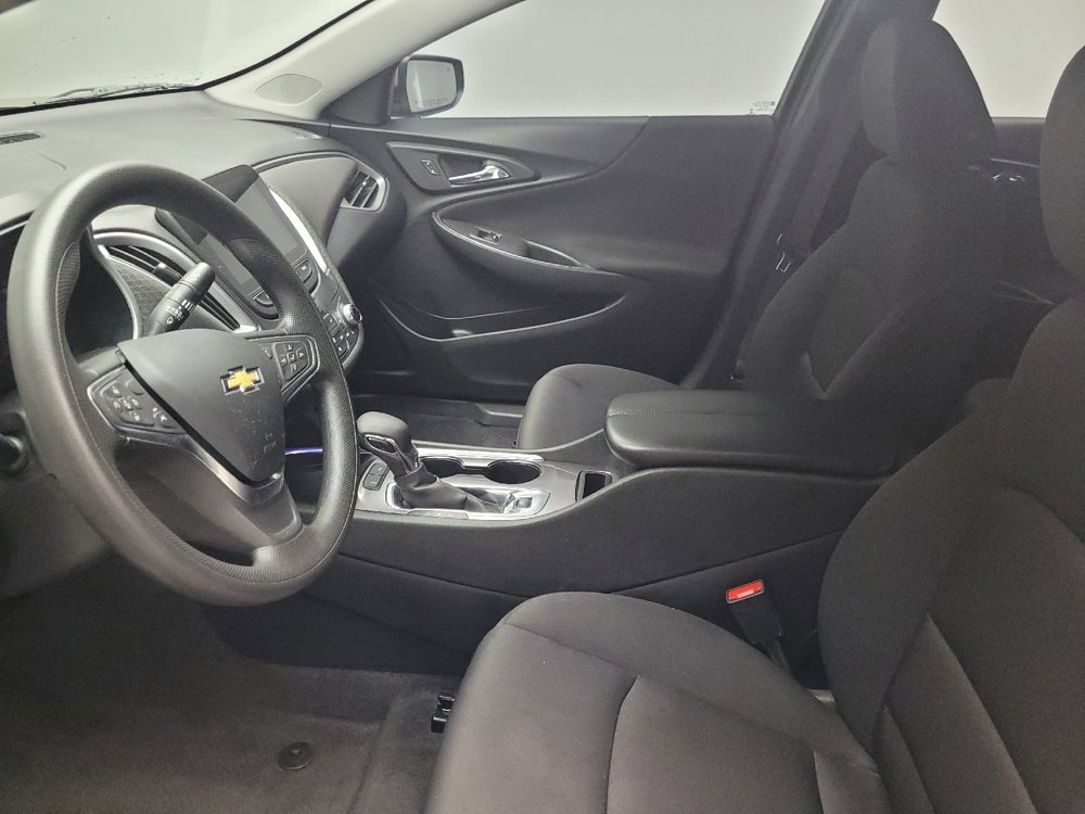Used 2023 Chevrolet Malibu LT w/ Driver Confidence Package image 17