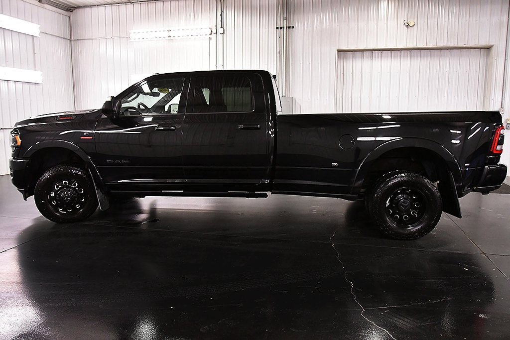 Used 2022 RAM 3500 Limited image 4