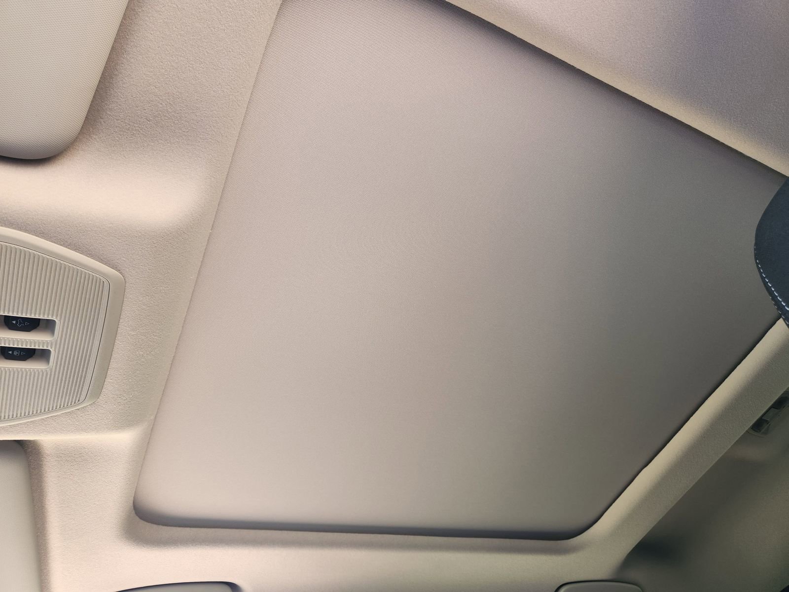 New 2025 Nissan Kicks SV w/ SV Premium Package image 22