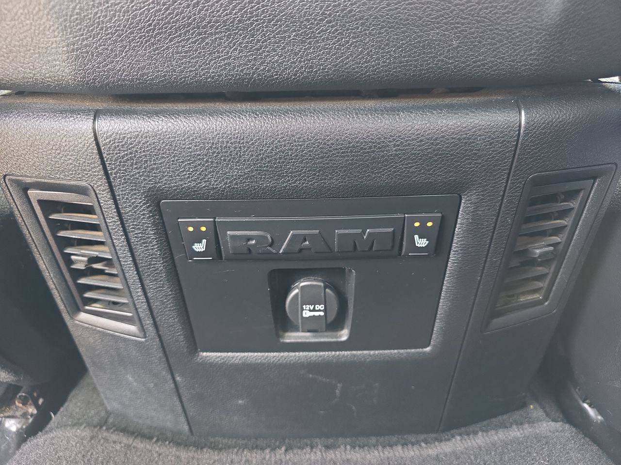 Used 2016 RAM 2500 Laramie w/ Sport Appearance Group image 36