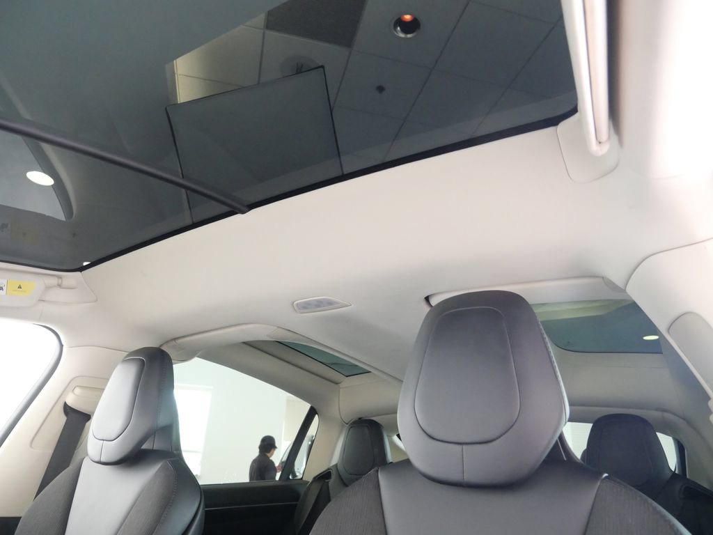 Used 2016 Tesla Model X 75D AWD/4WD image 24