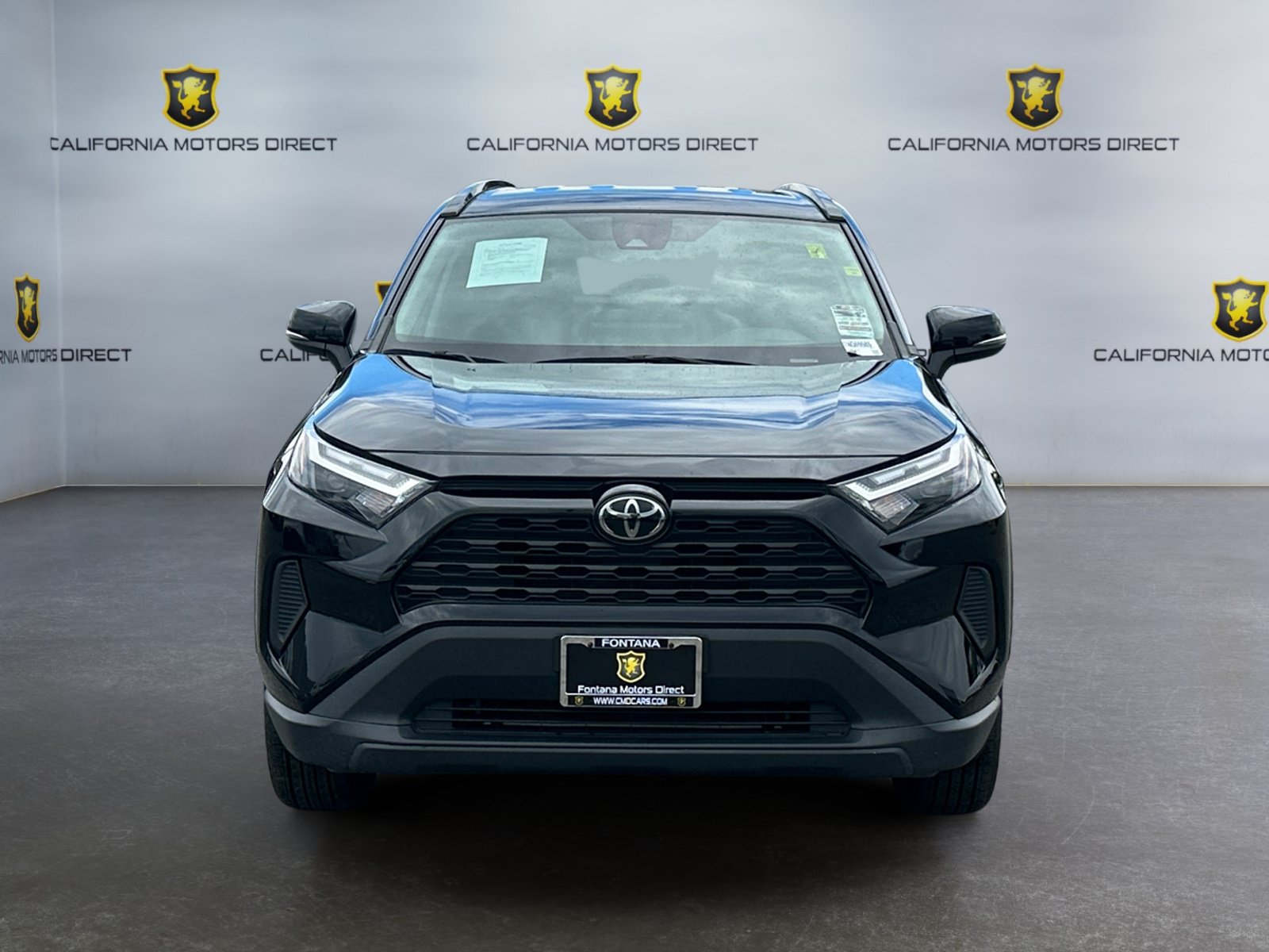 Used 2025 Toyota RAV4 XLE FWD image 8