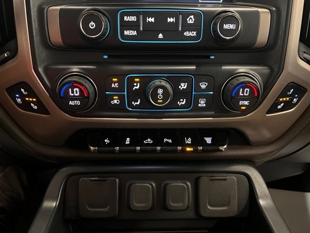 Used 2019 GMC Sierra 3500 Denali w/ Duramax Plus Package AWD/4WD image 30