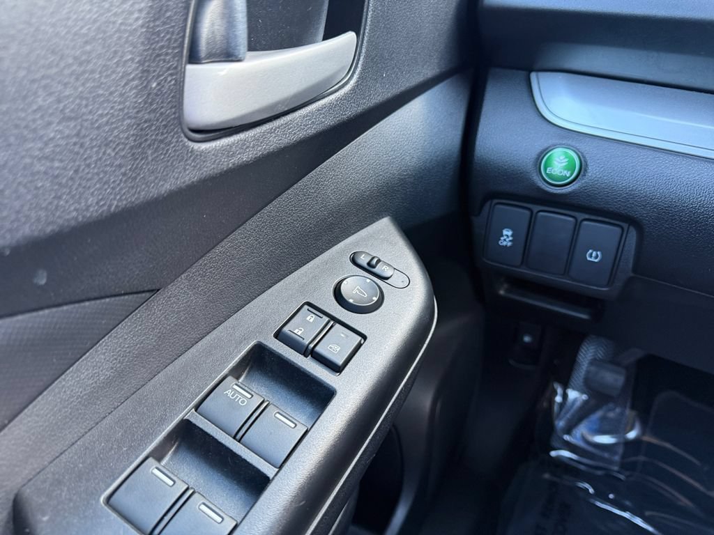 Used 2015 Honda CR-V LX image 19