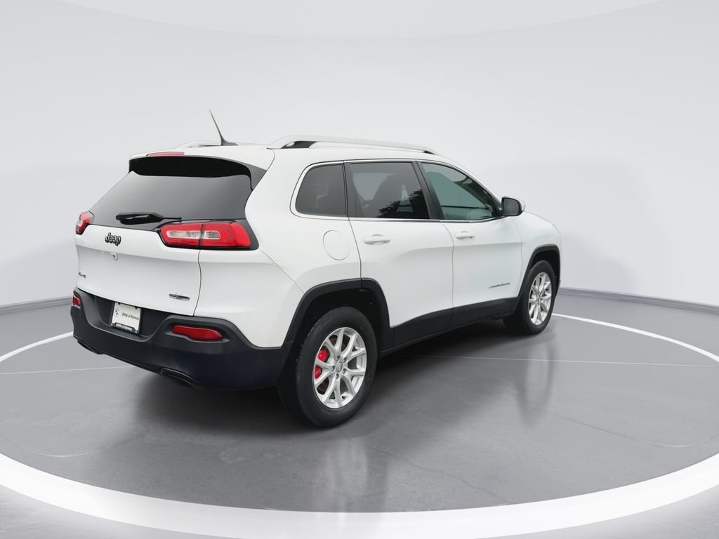 Used 2015 Jeep Cherokee Latitude AWD/4WD image 8