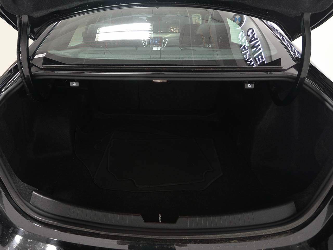 Used 2024 Chevrolet Malibu LS FWD image 10