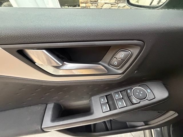 Used 2020 Ford Escape SE AWD/4WD image 27
