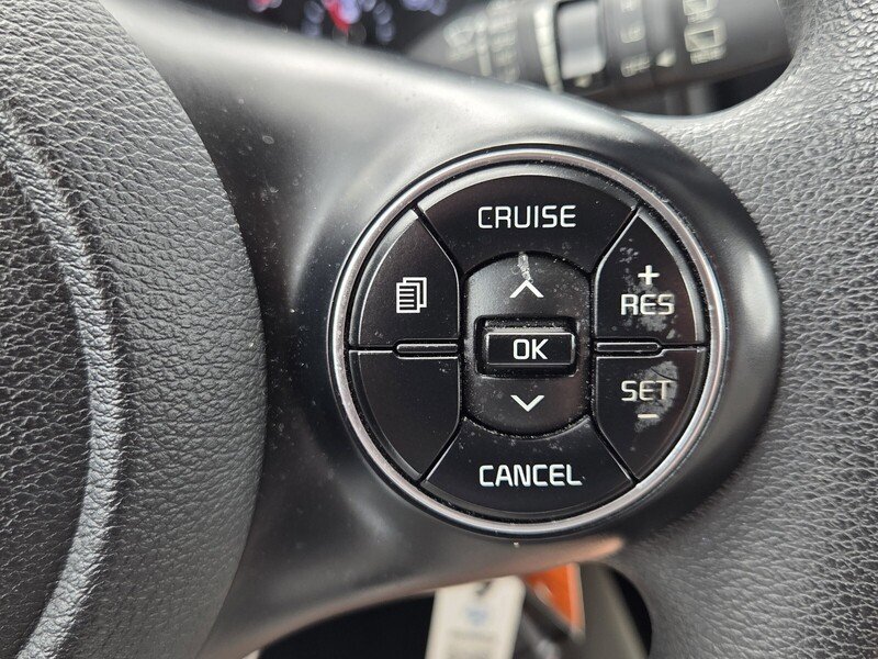 Used 2020 Kia Soul S FWD image 29
