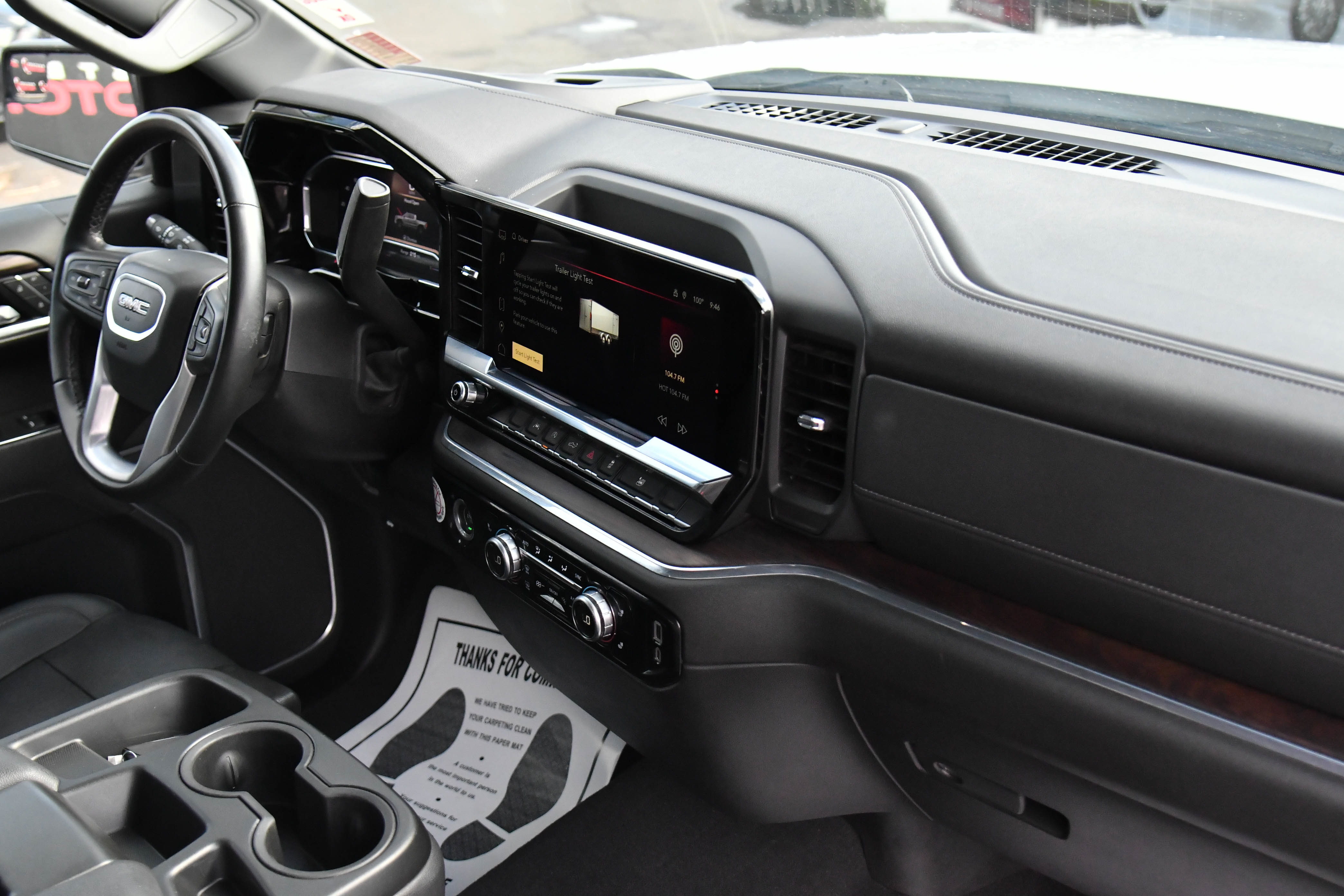 Used 2024 GMC Sierra 1500 SLT image 47