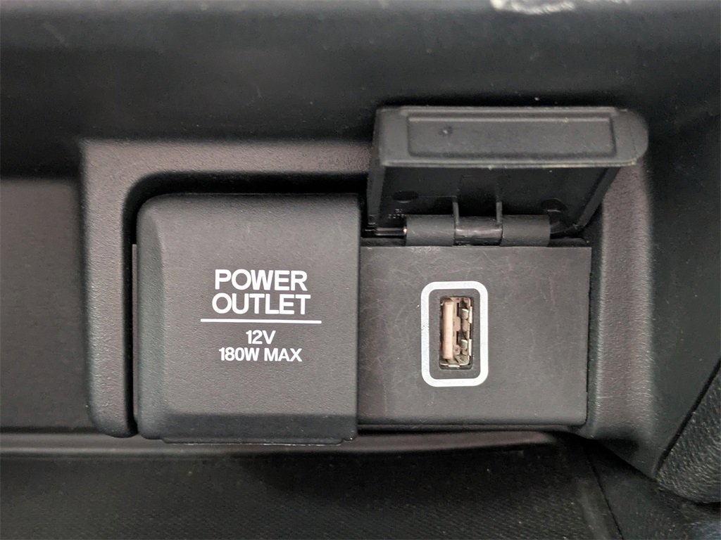 Used 2022 Honda Pilot Sport image 29