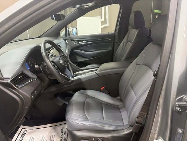 Used 2023 Buick Enclave Essence AWD/4WD image 9