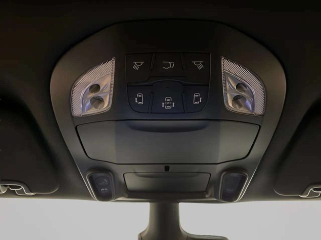 Used 2026 Chrysler Pacifica Limited FWD image 60