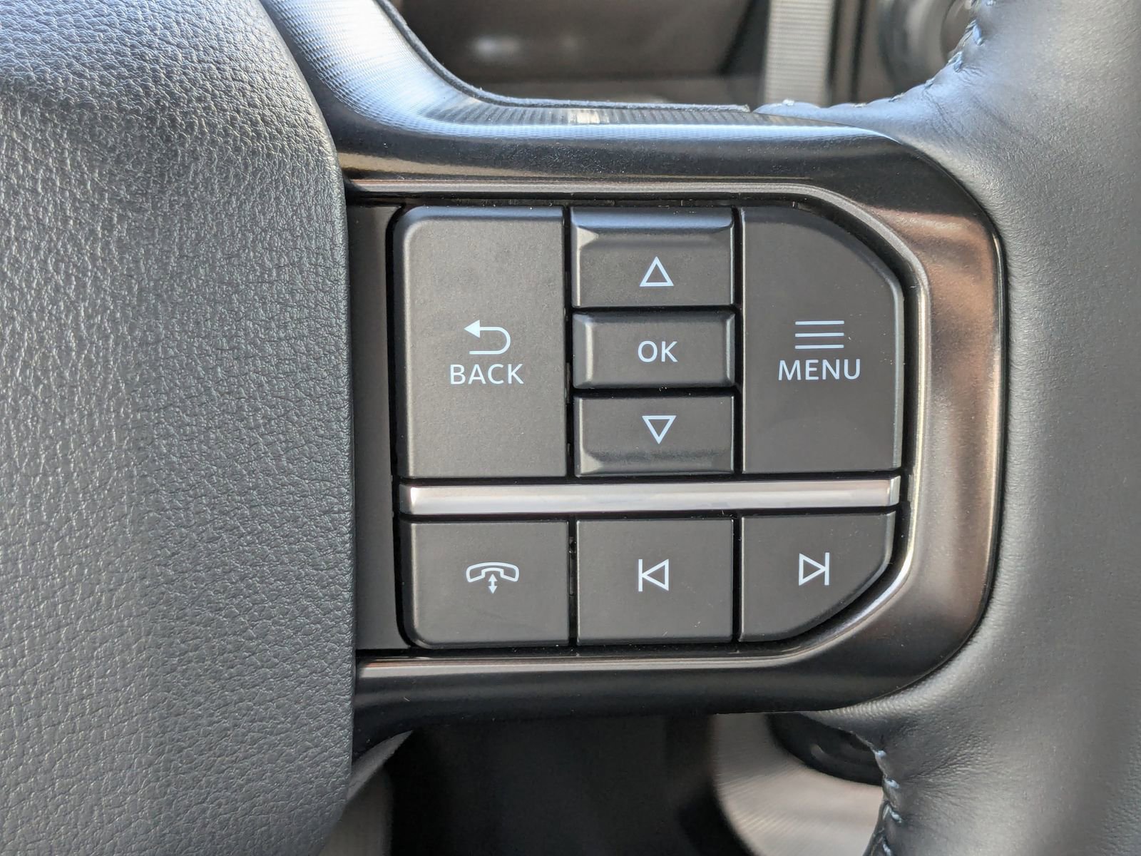 New 2025 Ford F150 Platinum w/ FX4 Off-Road Package image 27