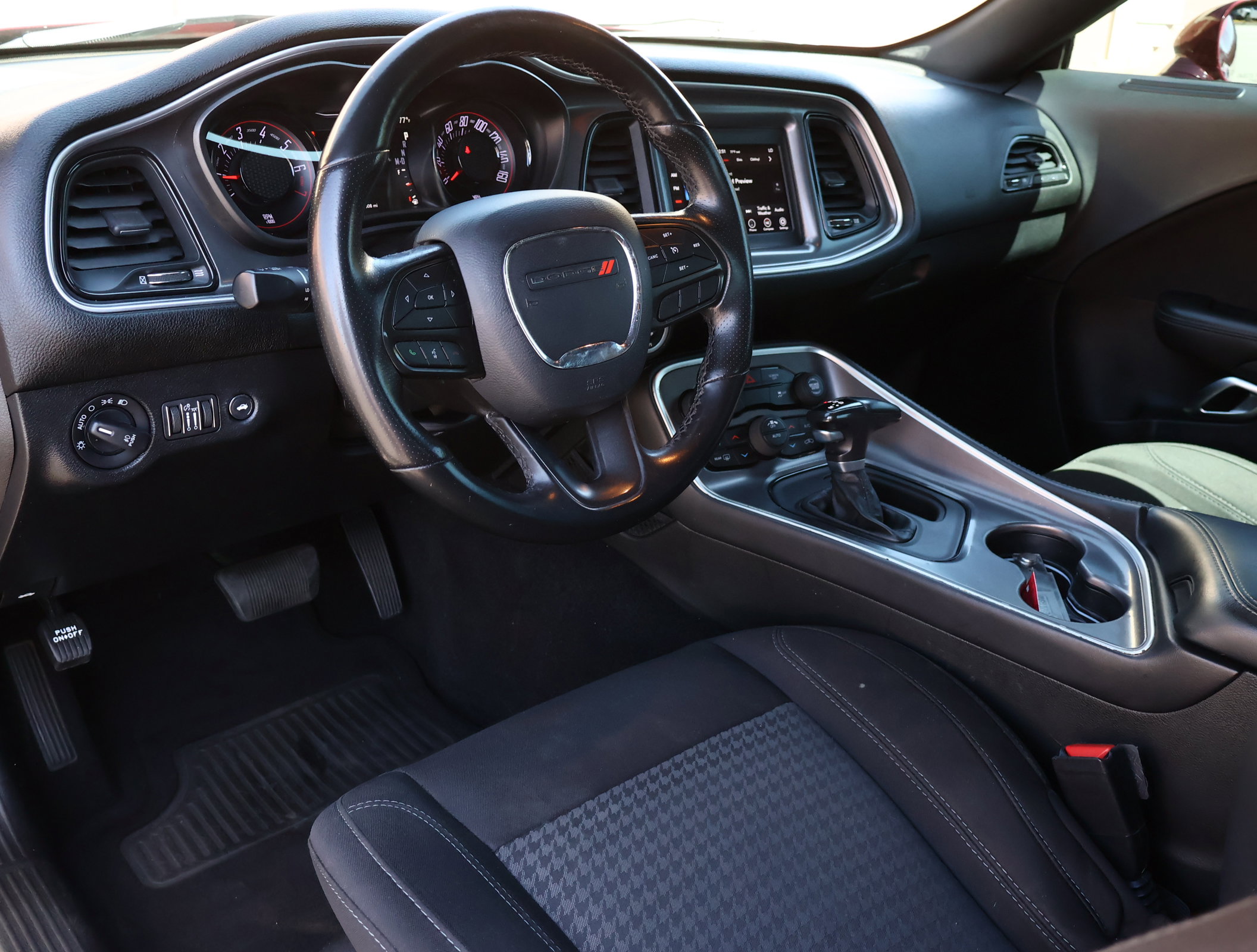 Used 2020 Dodge Challenger SXT w/ Blacktop Package image 2