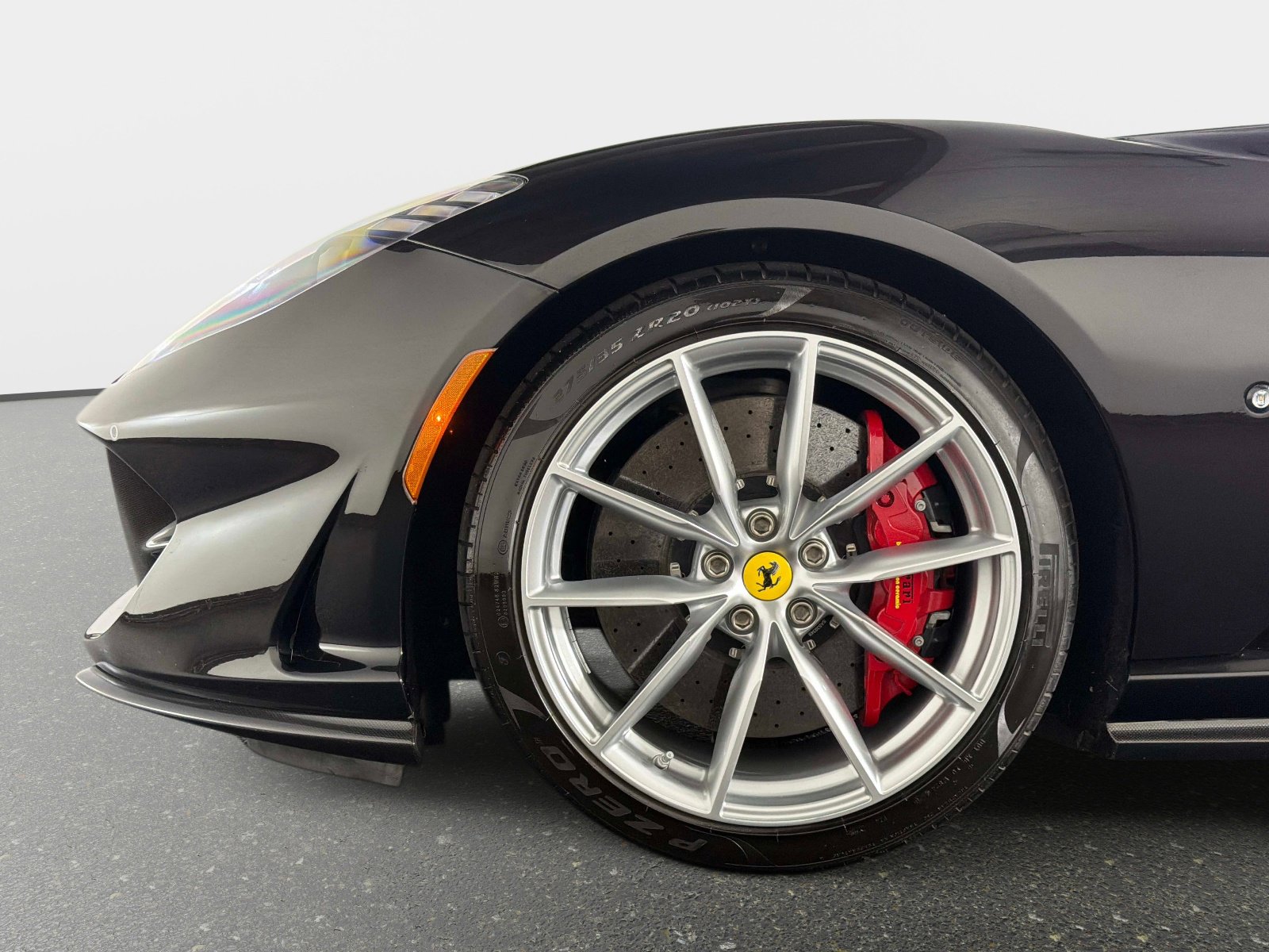 Used 2021 Ferrari 812 GTS RWD image 14
