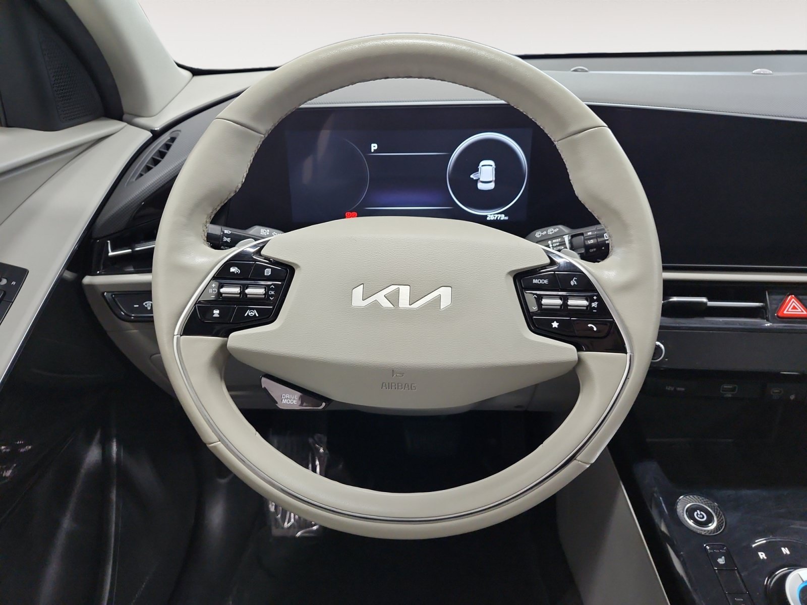 Used 2023 Kia Niro Wind w/ Wind Preserve Package FWD image 12