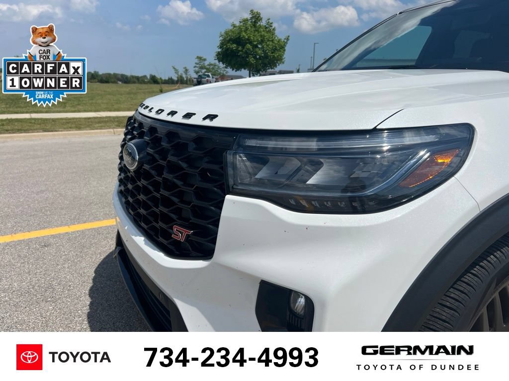 Used 2025 Ford Explorer ST AWD/4WD image 13