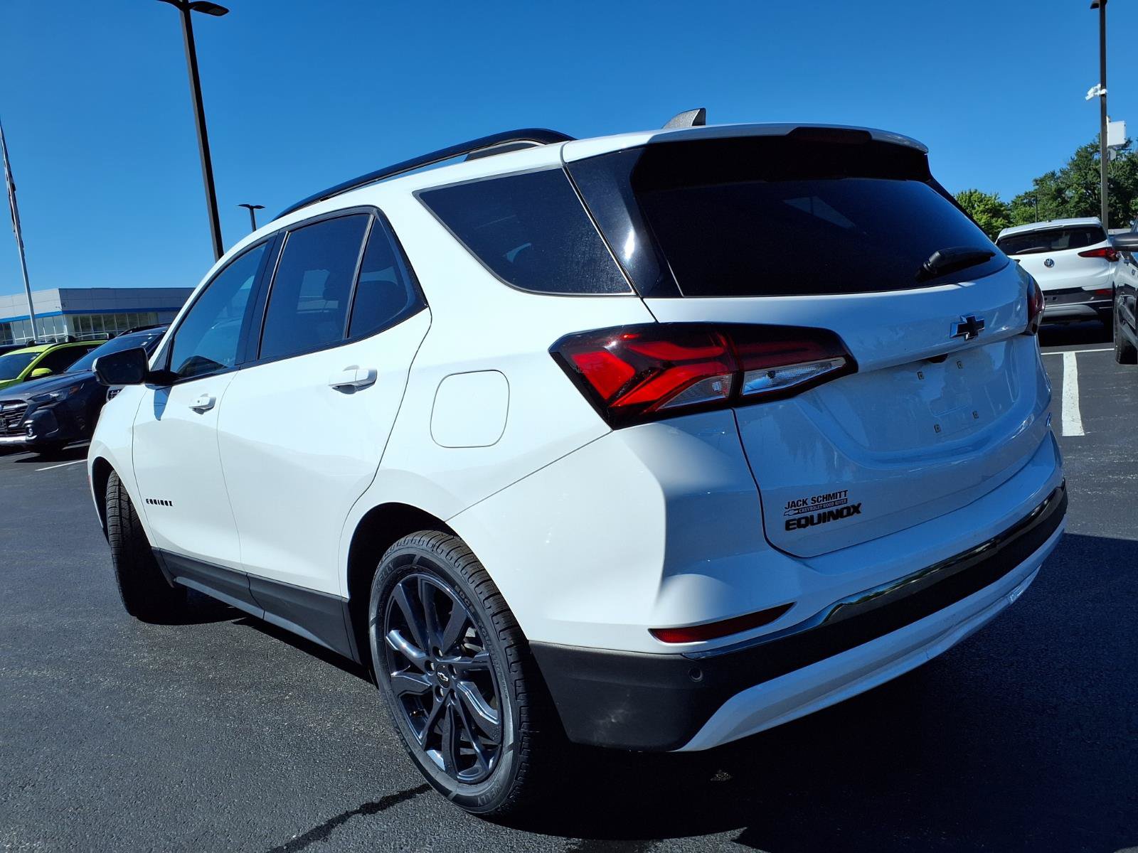Used 2022 Chevrolet Equinox RS w/ RS Leather Package FWD image 34