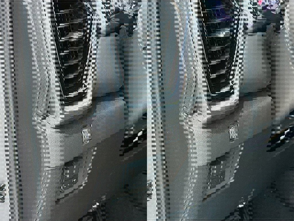 New 2026 GMC Canyon Elevation w/ Convenience Package image 10