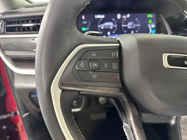 Used 2023 Jeep Grand Cherokee 4WD 4xe w/ Luxury Tech Group II image 15